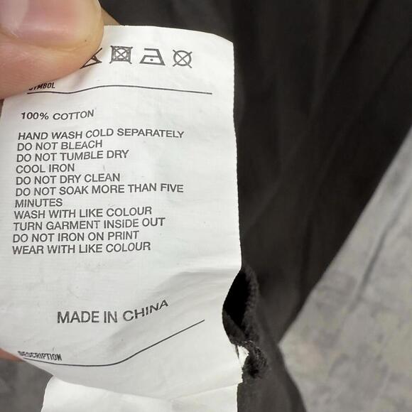 Musium Div. Graphic Tape Detail T-Shirt Size M Streetwear Techwear Luxury Japan - Picture 8 of 10